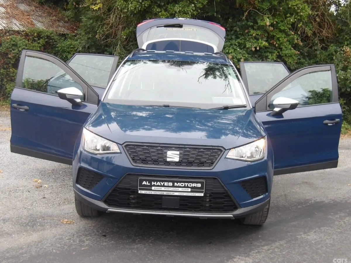SEAT Arona SUV, Diesel, 2019, Blue