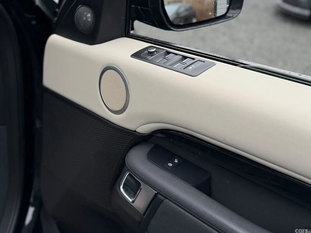 Land Rover Discovery SUV, Diesel, 2018, Black