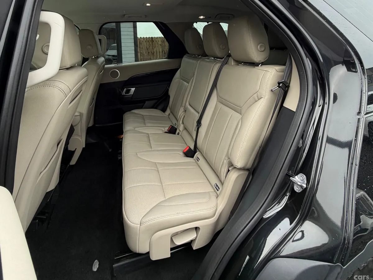 Land Rover Discovery SUV, Diesel, 2018, Black