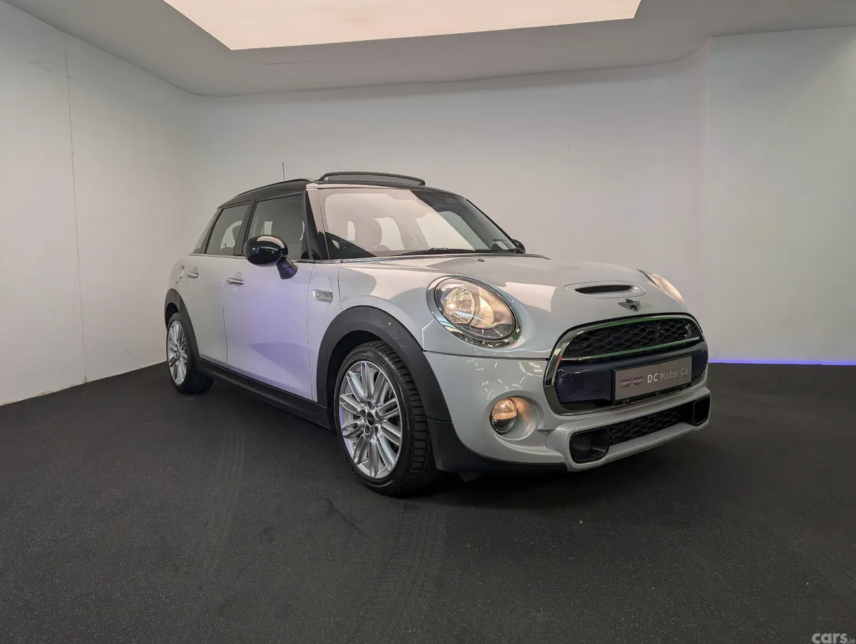 Mini Cooper Estate/Jeep, Diesel, 2015, Silver
