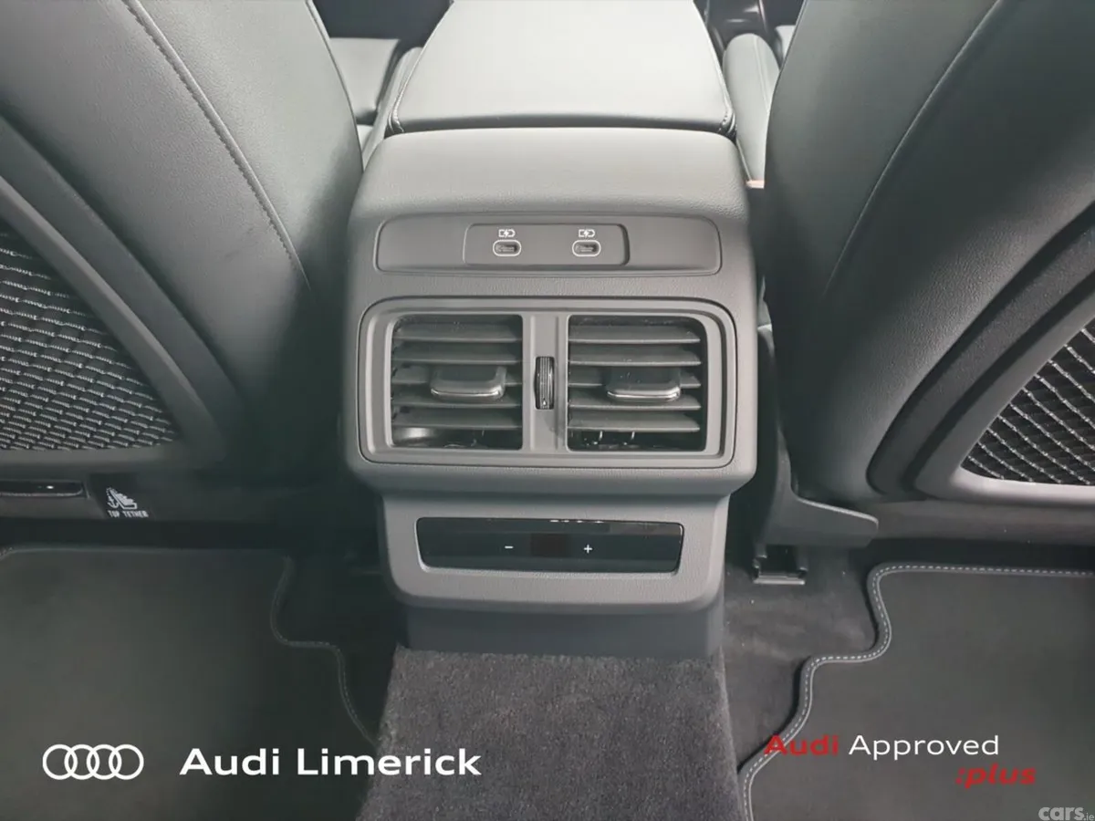 Audi Q5 SUV, Petrol Plug-in Hybrid, 2026, Blue