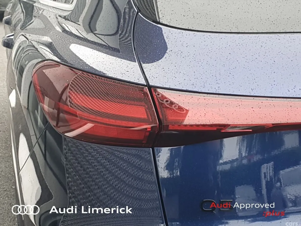Audi Q5 SUV, Petrol Plug-in Hybrid, 2026, Blue
