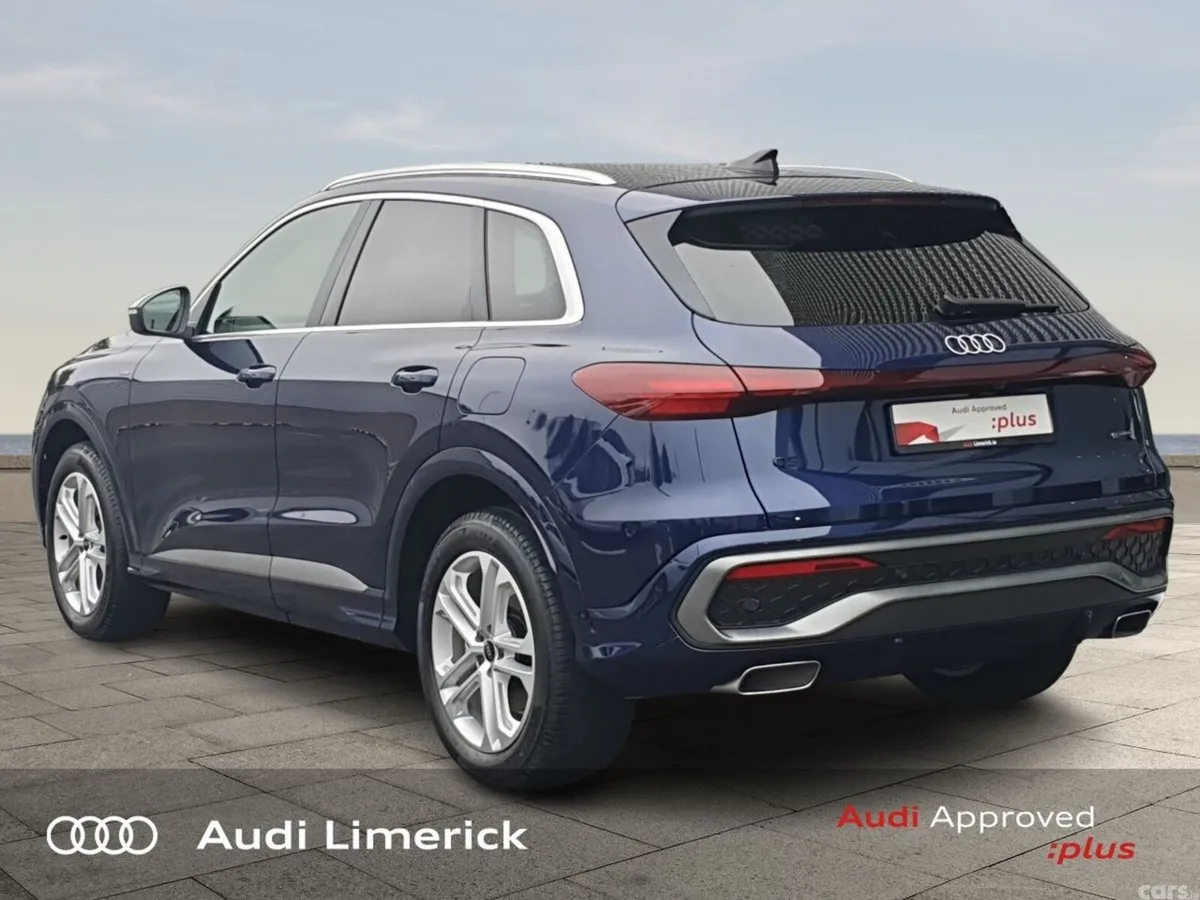 Audi Q5 SUV, Petrol Plug-in Hybrid, 2026, Blue
