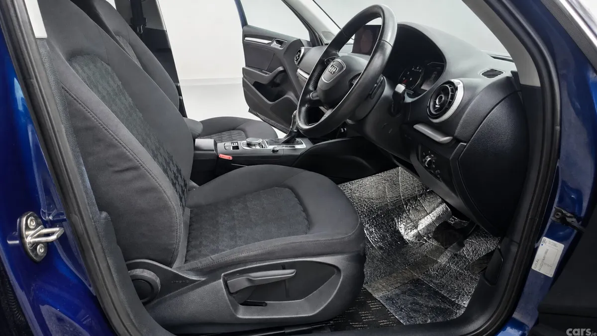Audi A3 Hatchback, Petrol, 2016, Blue