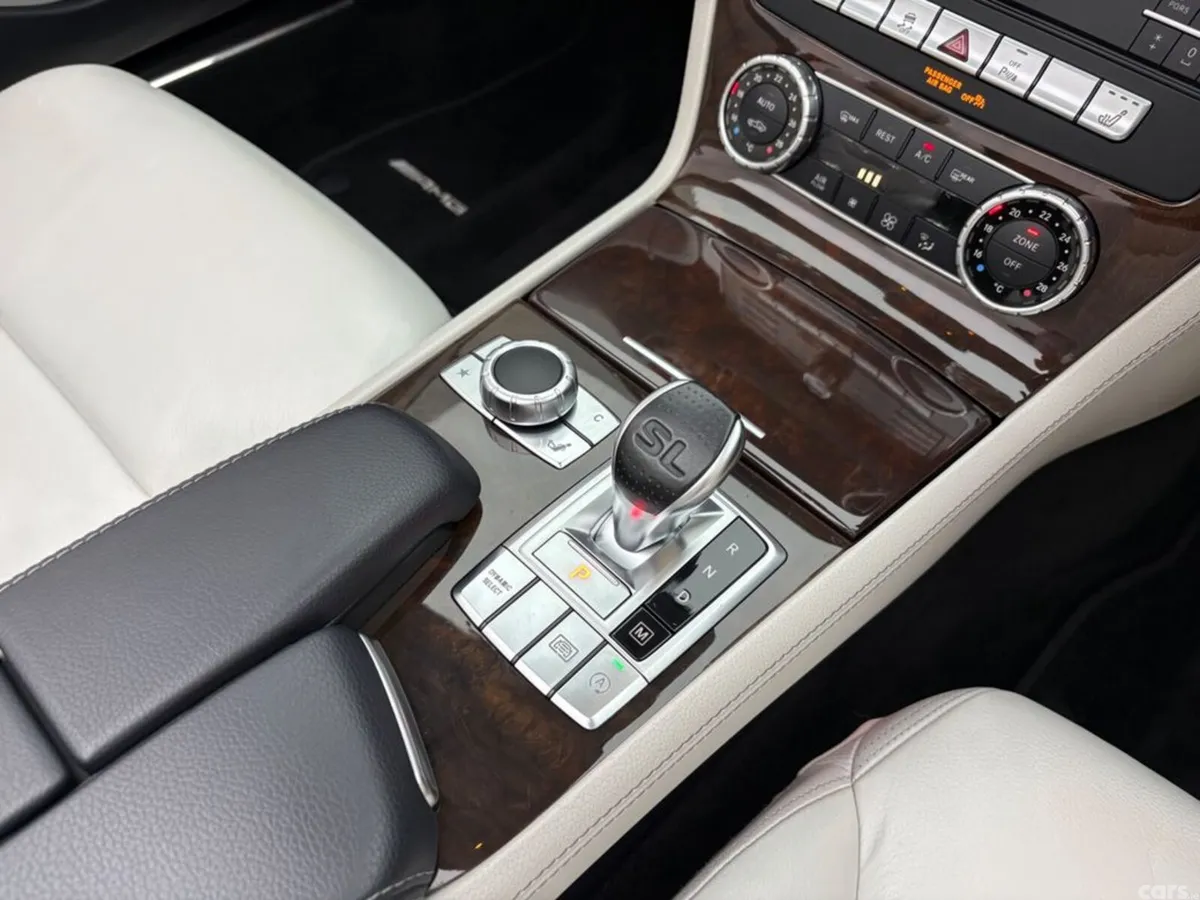 Mercedes-Benz SL-Class Convertible, Petrol, 2019, Red