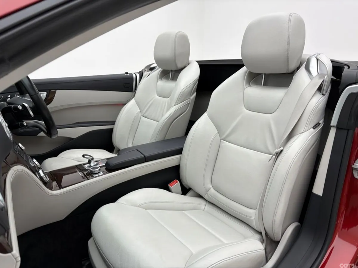 Mercedes-Benz SL-Class Convertible, Petrol, 2019, Red