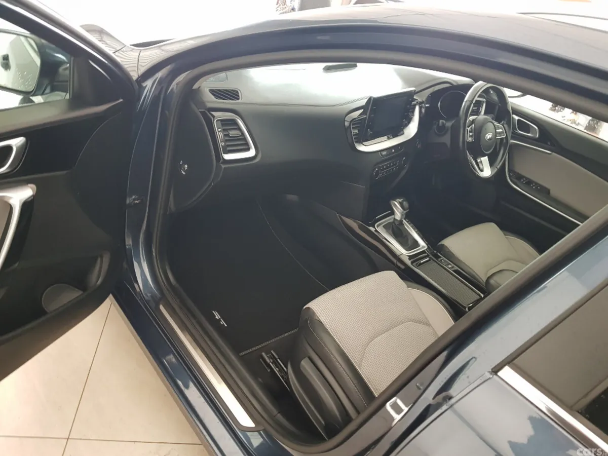 Kia Ceed Estate, Petrol Plug-in Hybrid, 2021, Blue