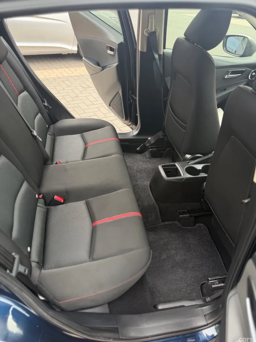 Mazda Demio MPV, Diesel, 2015, Navy