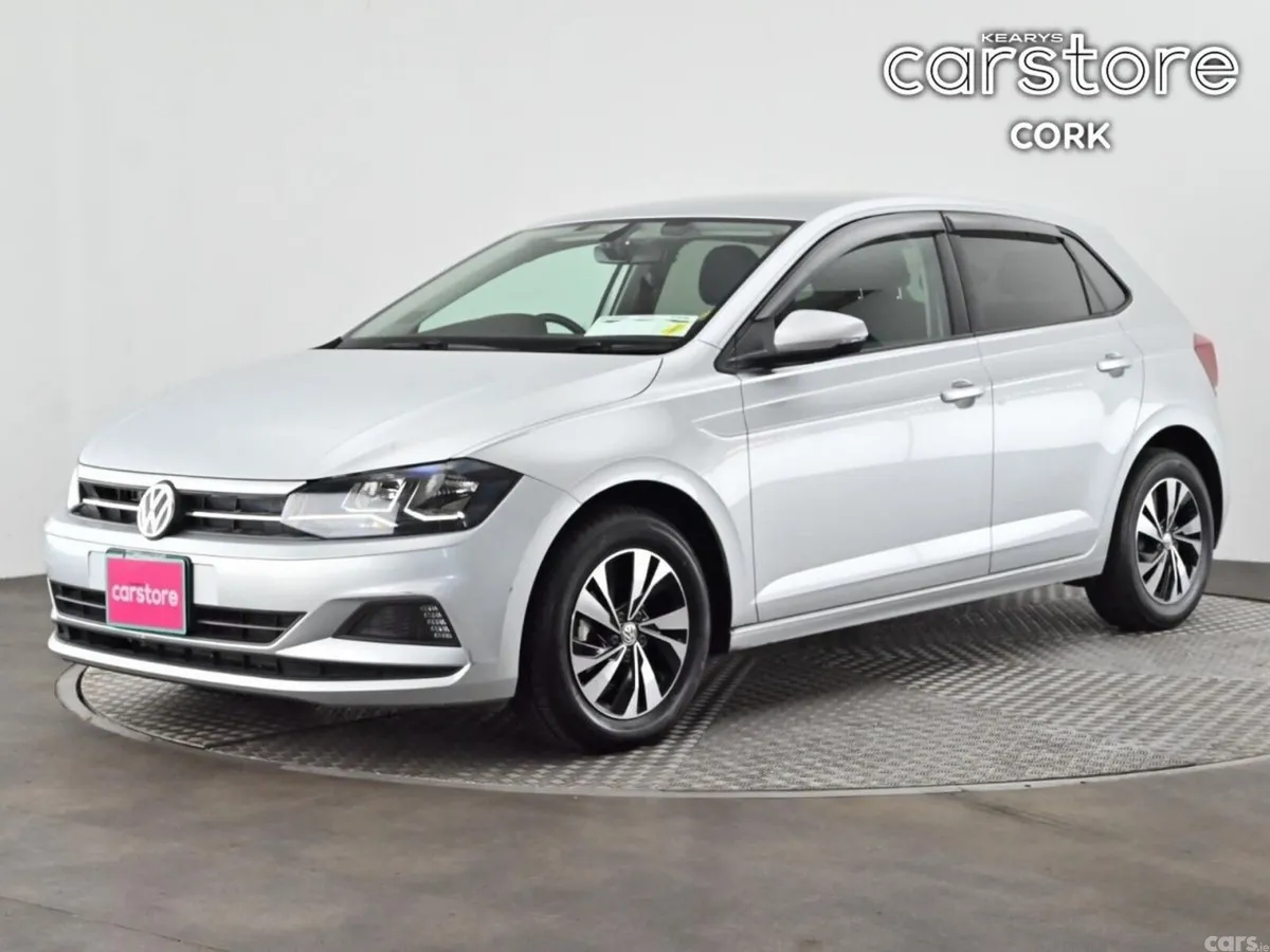 Volkswagen Polo Hatchback, Petrol, 2018, Silver