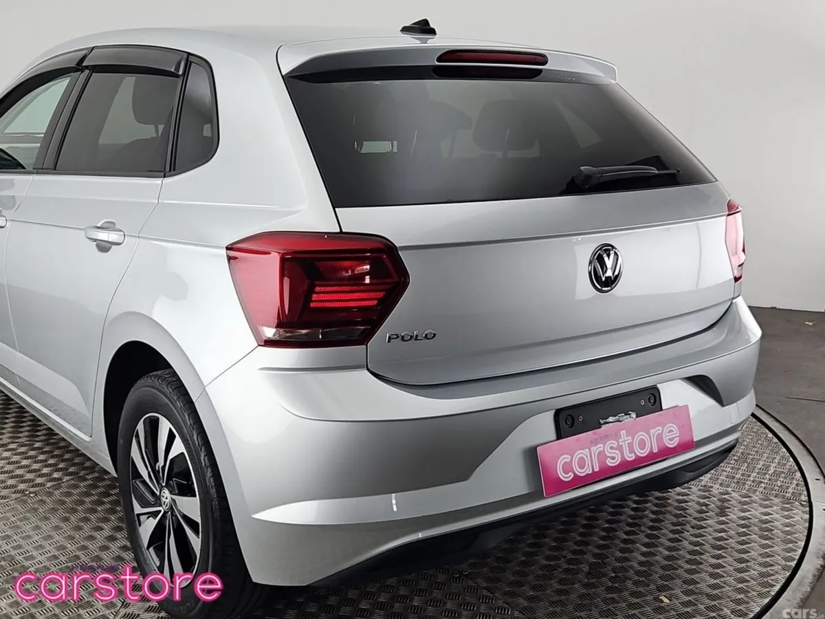 Volkswagen Polo Hatchback, Petrol, 2018, Silver