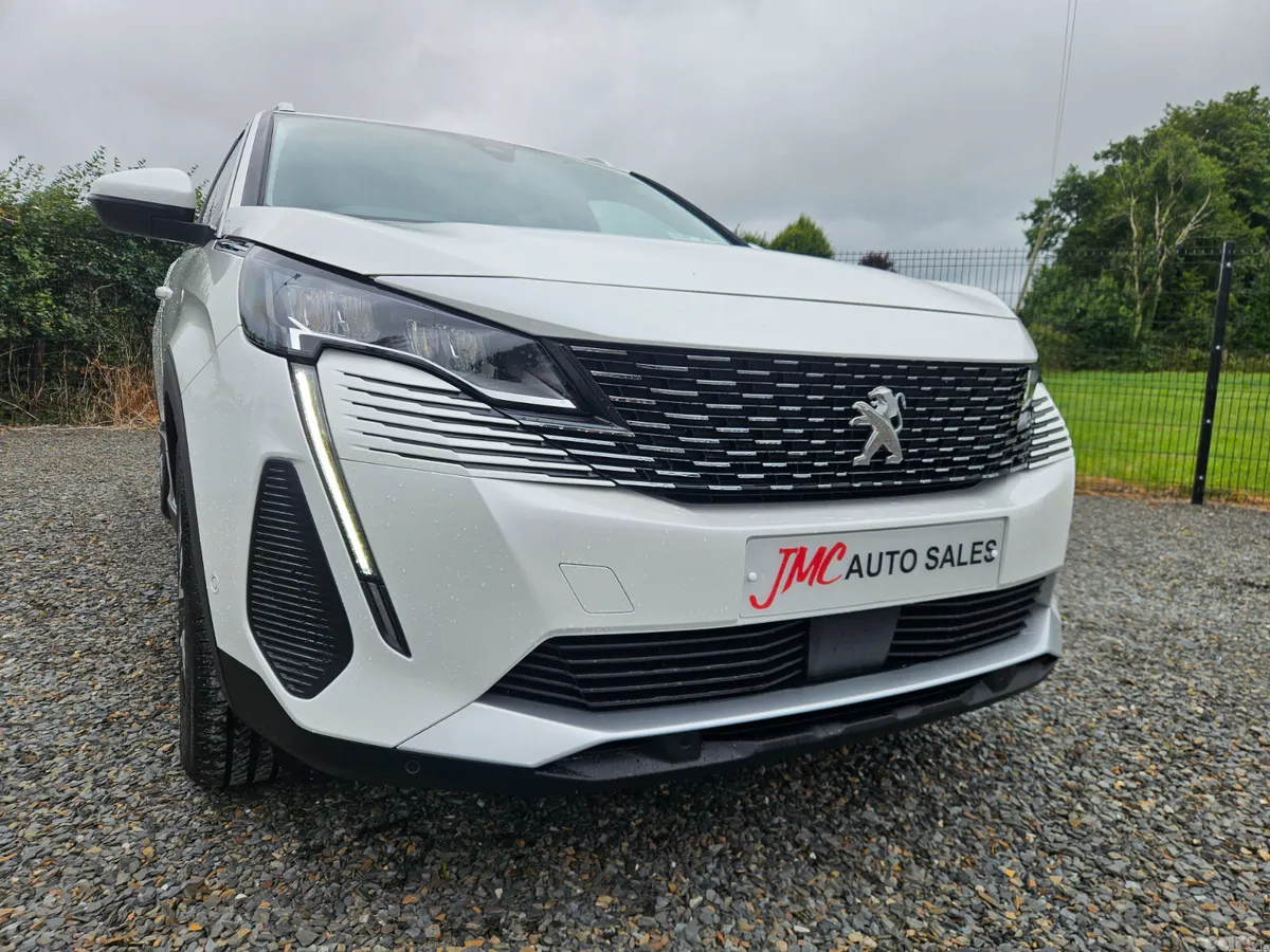 Peugeot 5008 SUV, Diesel, 2021, White