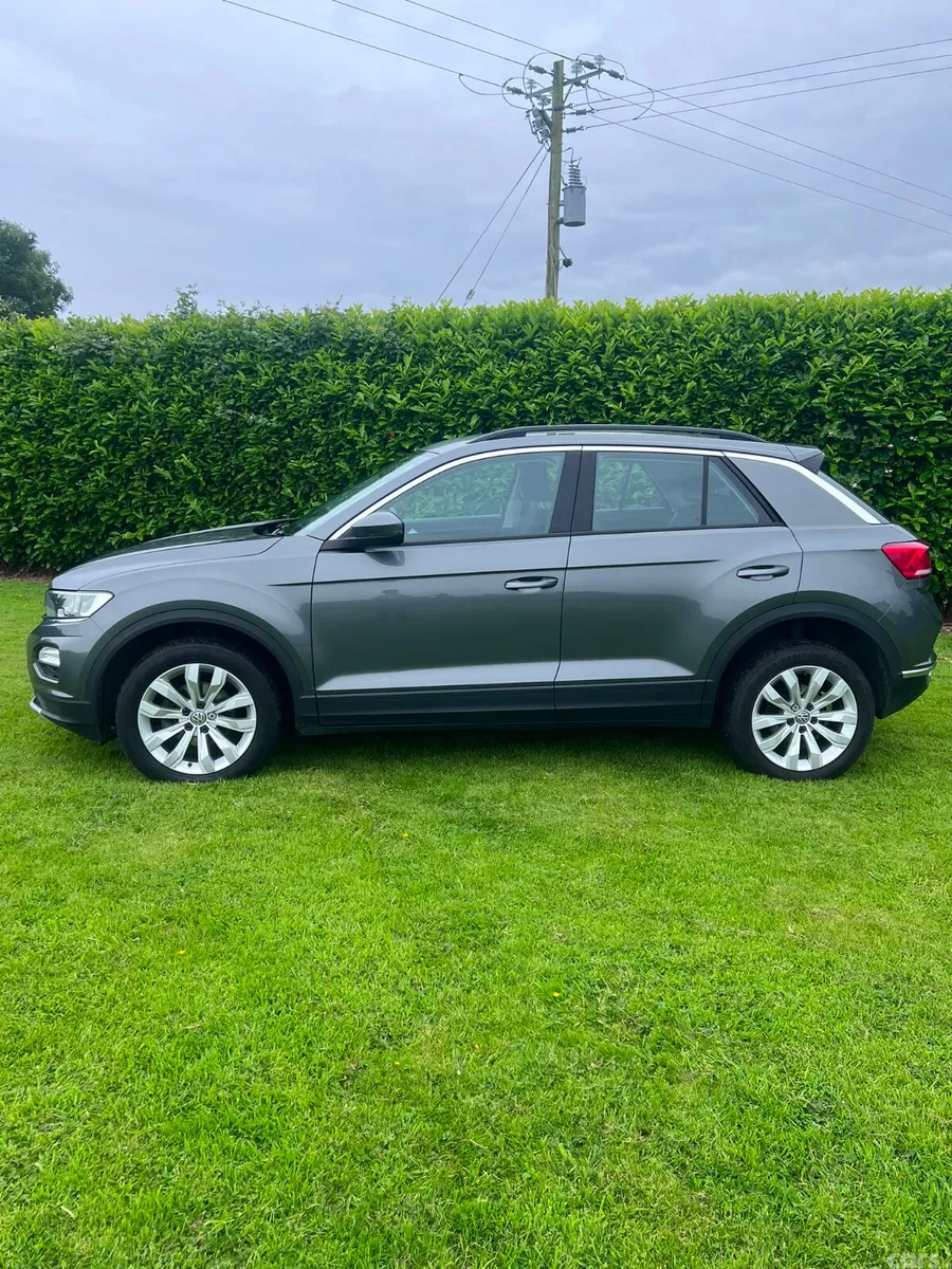 Volkswagen T-Roc SUV, Diesel, 2019, Grey
