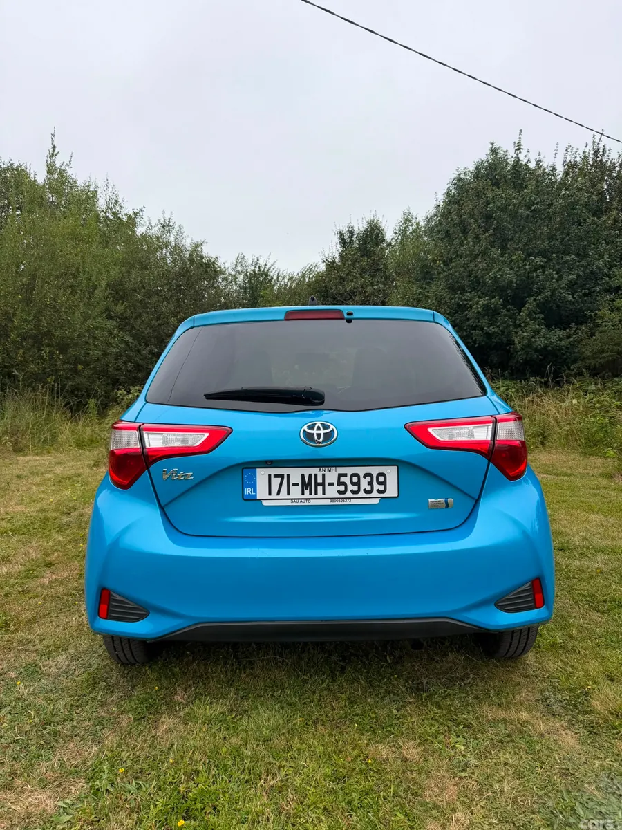 Toyota Vitz Hatchback, Petrol Hybrid, 2017, Blue