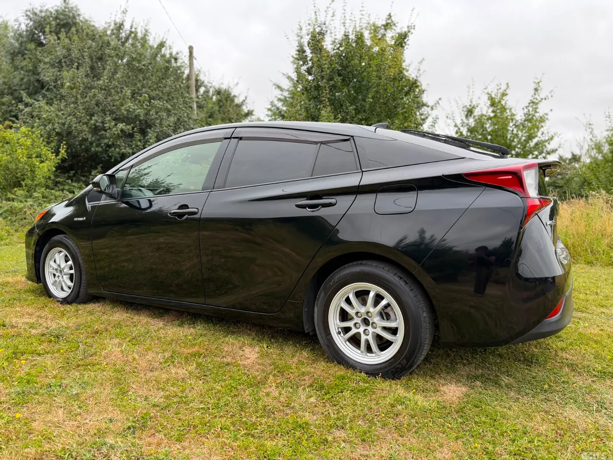 Toyota Prius Hatchback, Petrol Hybrid, 2020, Black