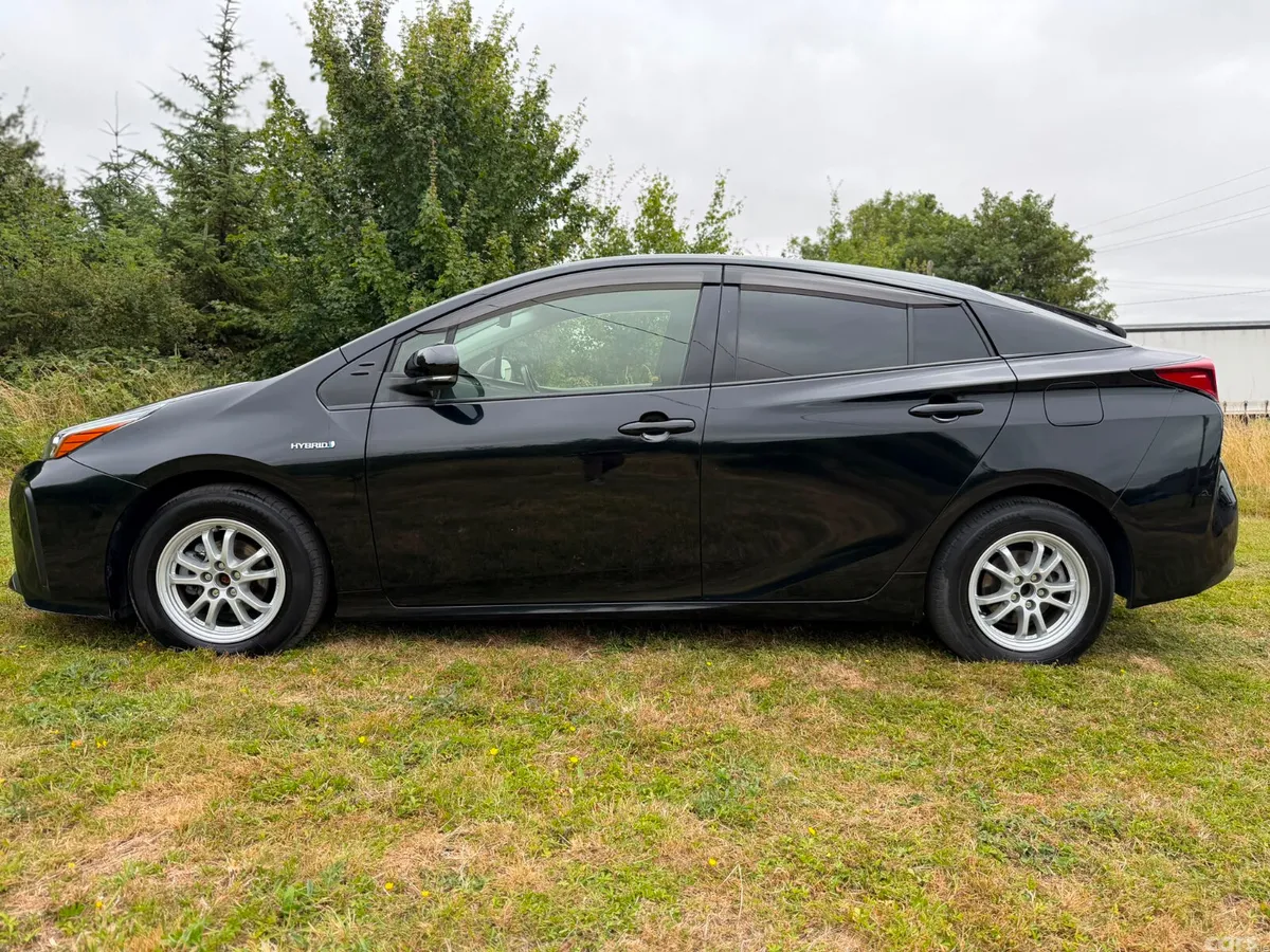 Toyota Prius Hatchback, Petrol Hybrid, 2020, Black