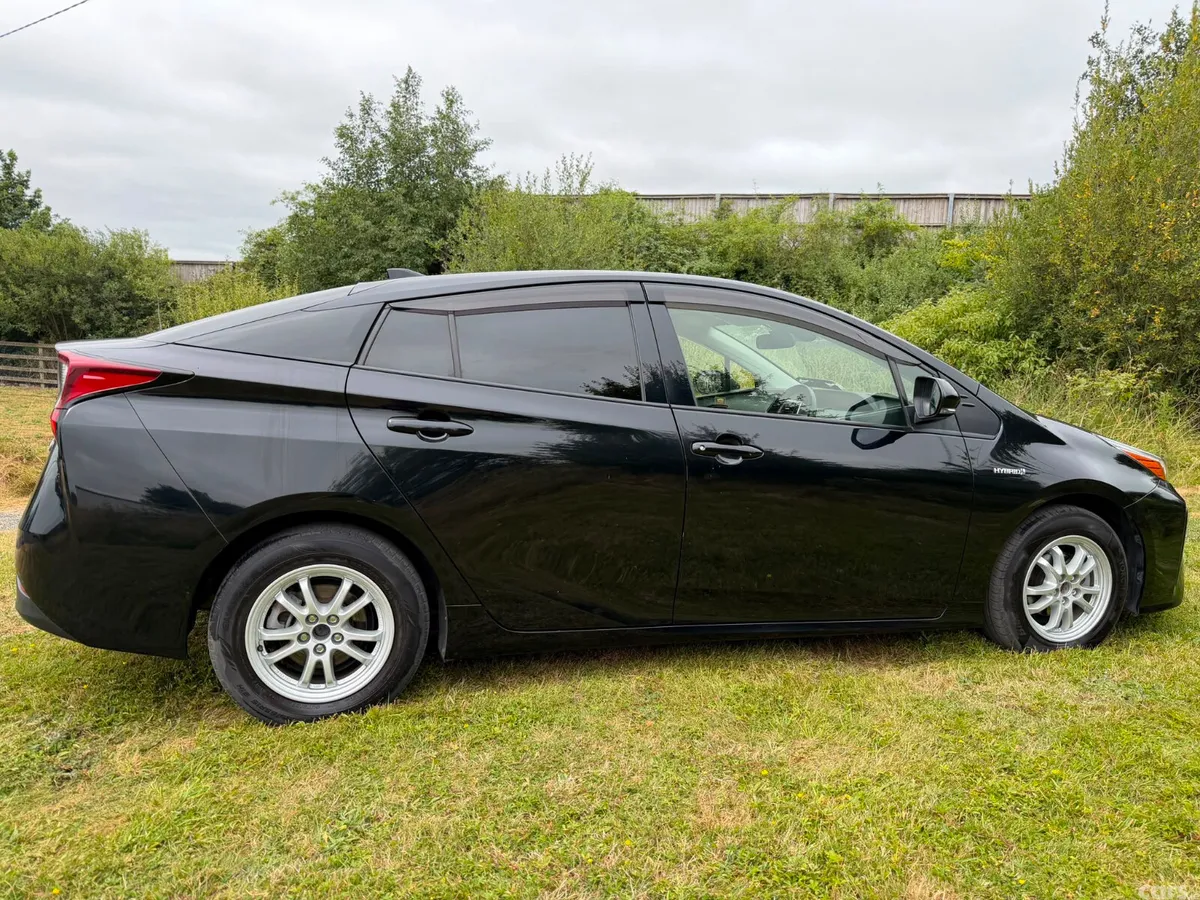 Toyota Prius Hatchback, Petrol Hybrid, 2020, Black