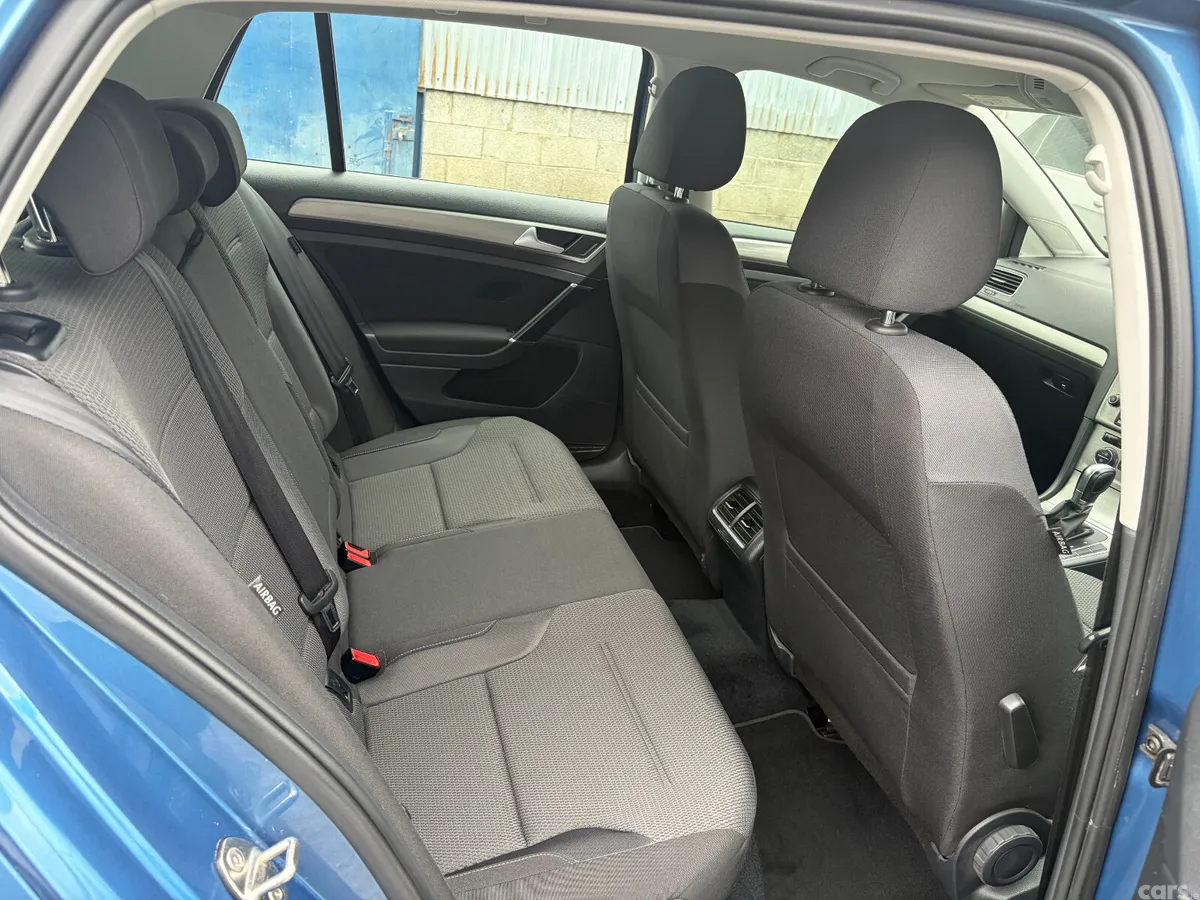 Volkswagen Golf Hatchback, Petrol, 2015, Blue