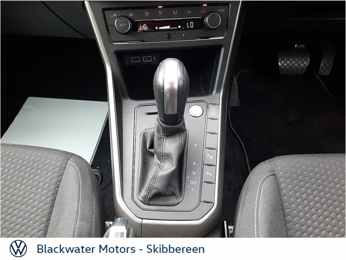 Volkswagen Polo Hatchback, Petrol, 2020, White