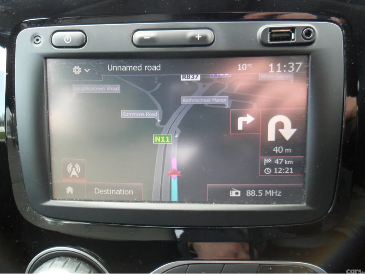 Renault Captur Hatchback, Petrol, 2019, Silver