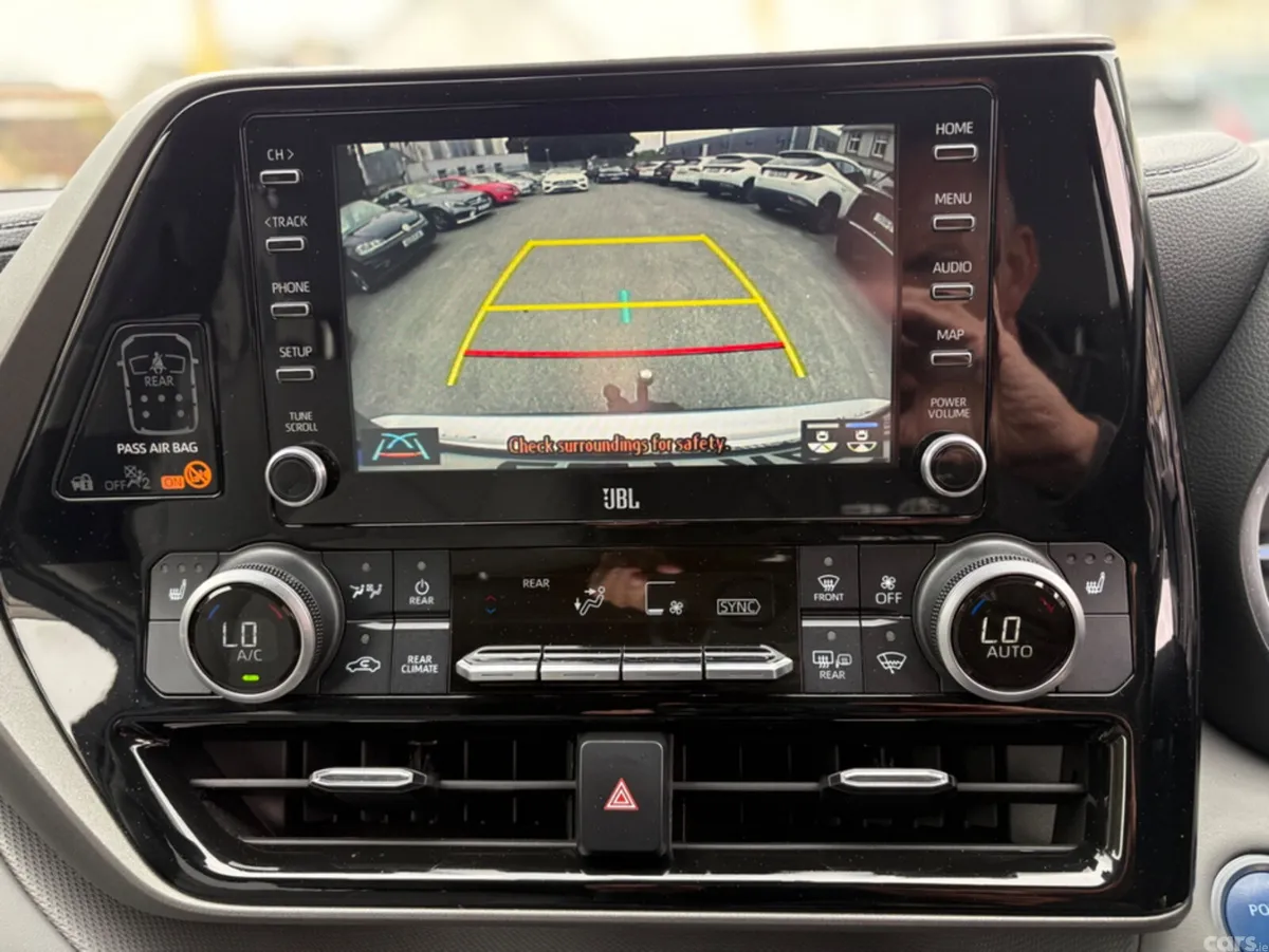 Toyota Highlander SUV, Petrol Hybrid, 2022, Grey
