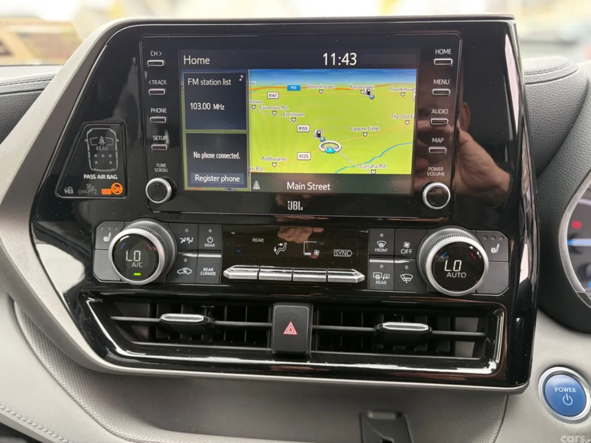 Toyota Highlander SUV, Petrol Hybrid, 2022, Grey