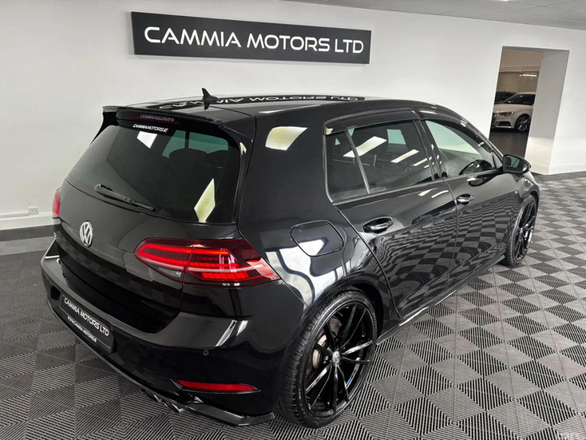 Volkswagen Golf Hatchback, Petrol, 2017, Black