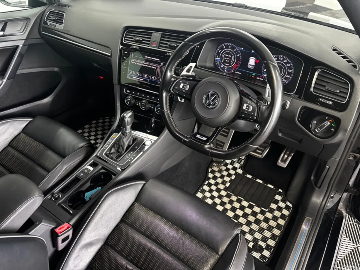 Volkswagen Golf Hatchback, Petrol, 2017, Black