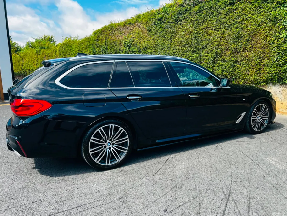 BMW 5-Series Estate, Diesel, 2018, Black