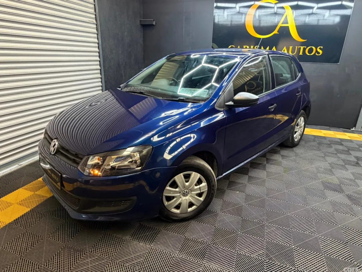 Volkswagen Polo Hatchback, Petrol, 2012, Blue