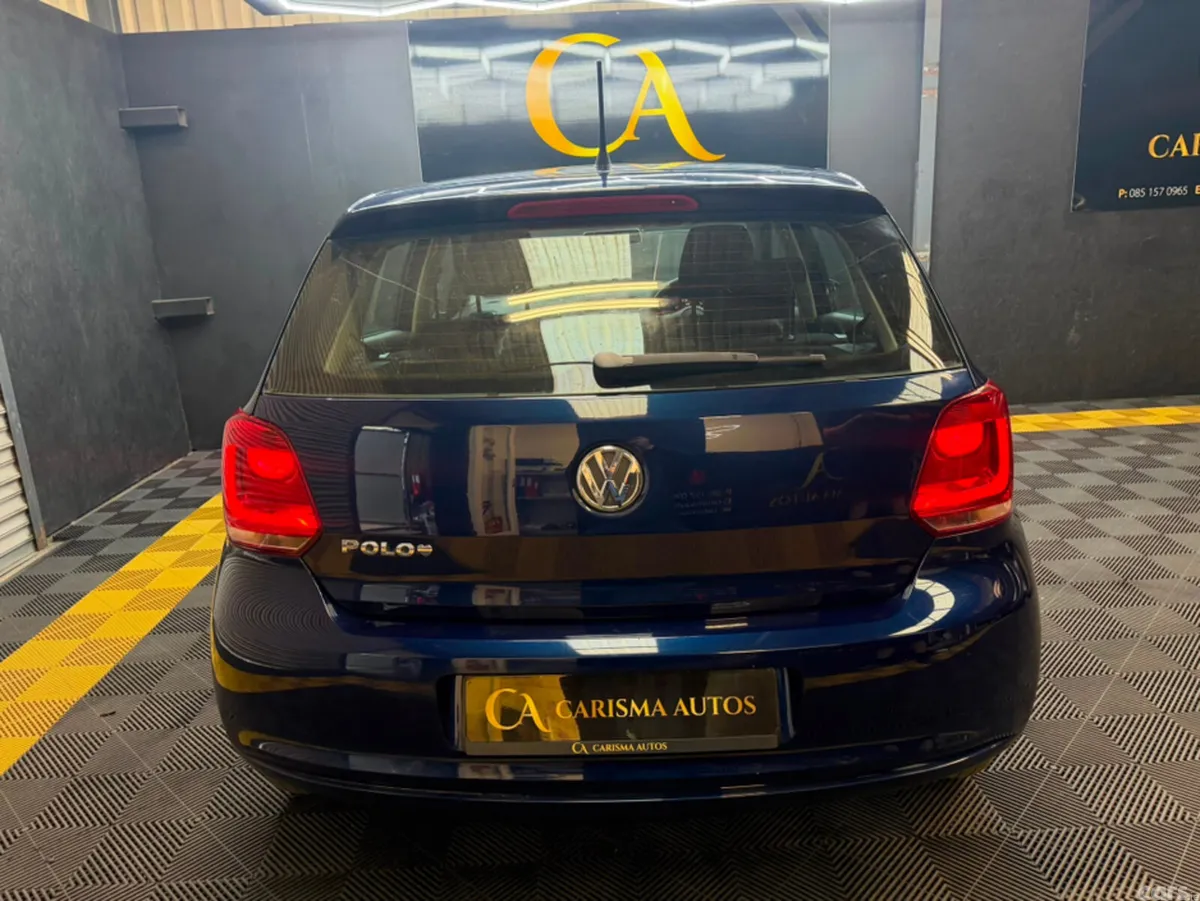 Volkswagen Polo Hatchback, Petrol, 2012, Blue