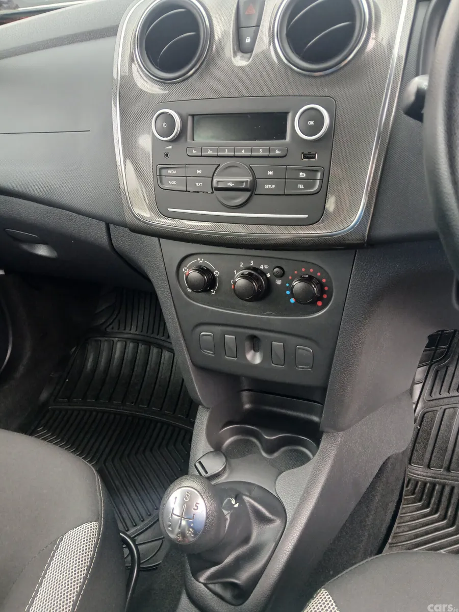 Dacia Sandero Stepway Hatchback, Diesel, 2017, White