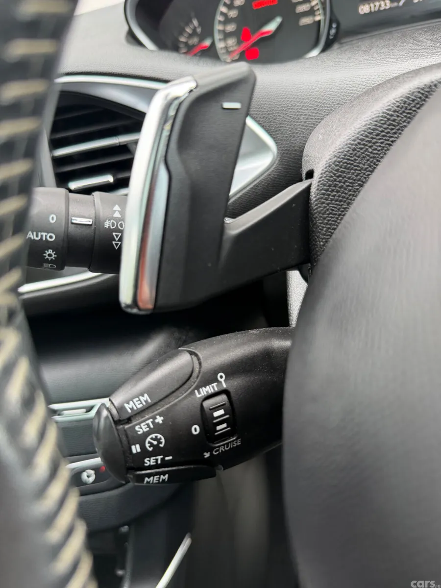Peugeot 308 Estate, Petrol, 2017, White