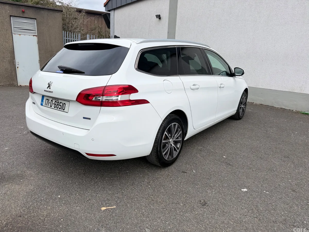 Peugeot 308 Estate, Petrol, 2017, White