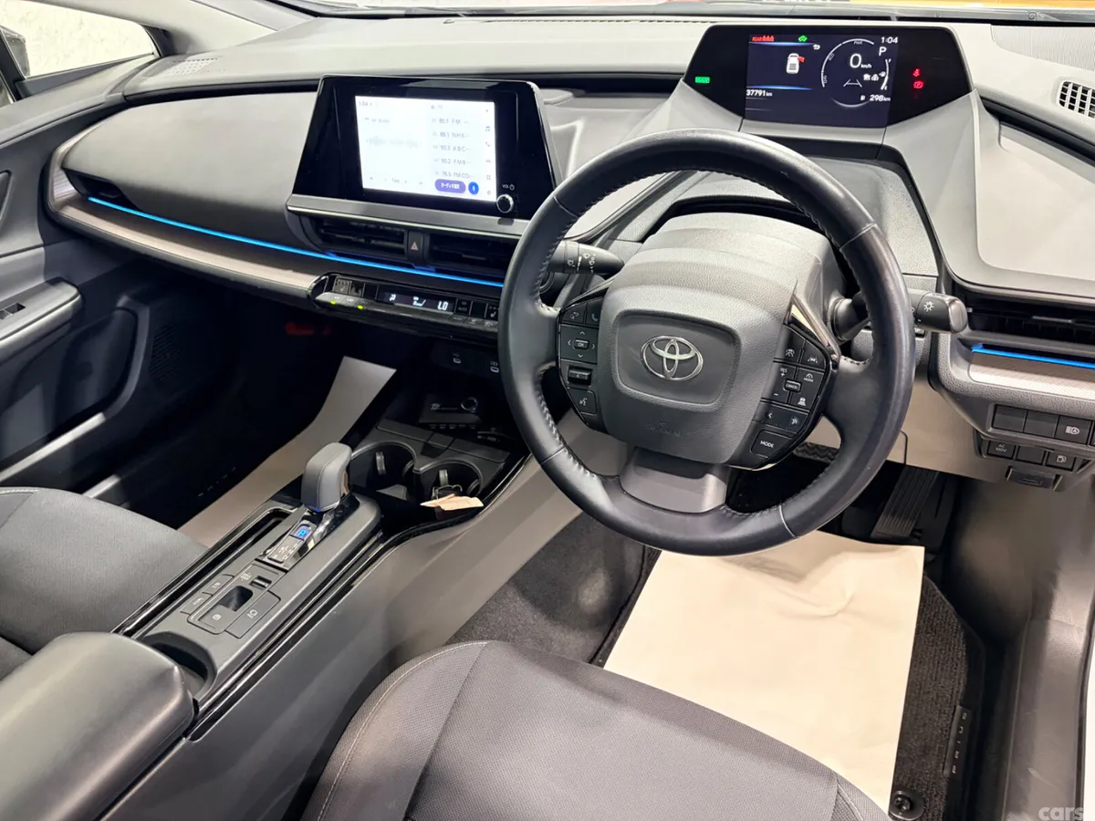 Toyota Prius Hatchback, Petrol Hybrid, 2023, White