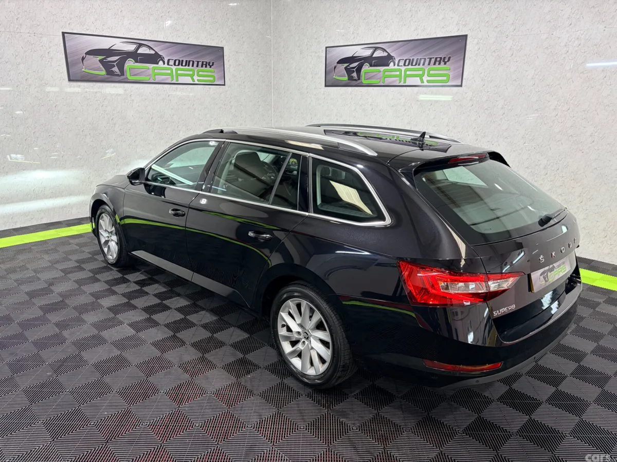 Skoda Superb Estate, Diesel, 2022, Black
