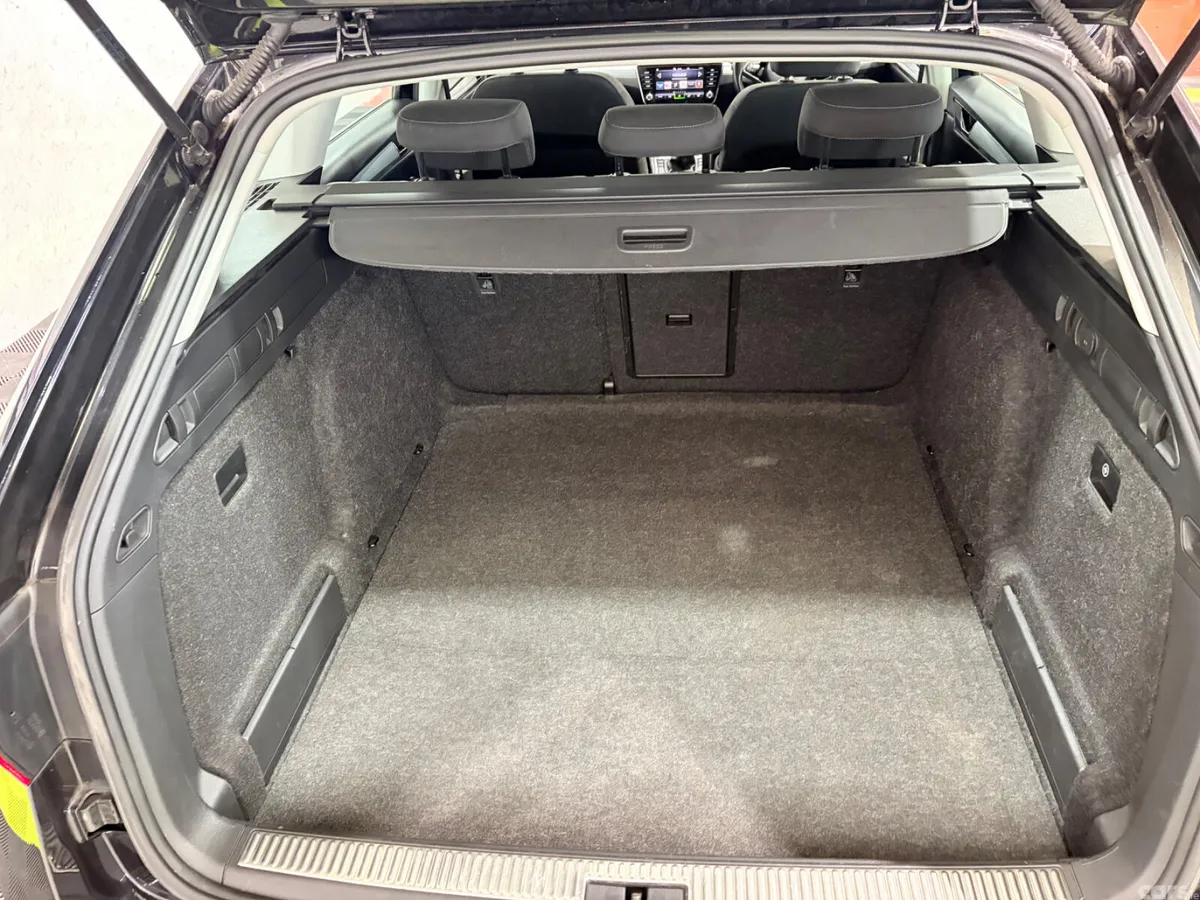 Skoda Superb Estate, Diesel, 2022, Black
