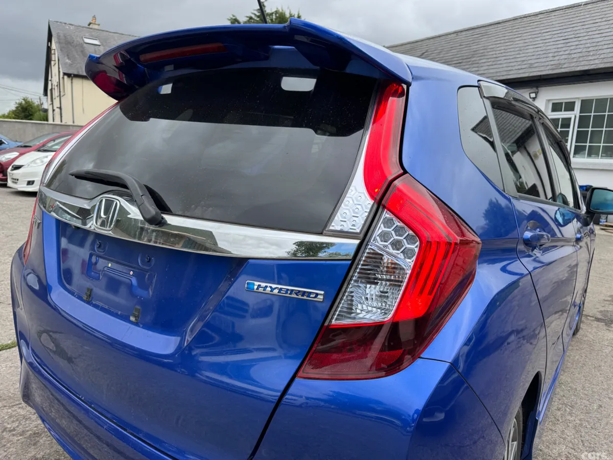 Honda Fit Hatchback, Petrol Hybrid, 2014, Blue