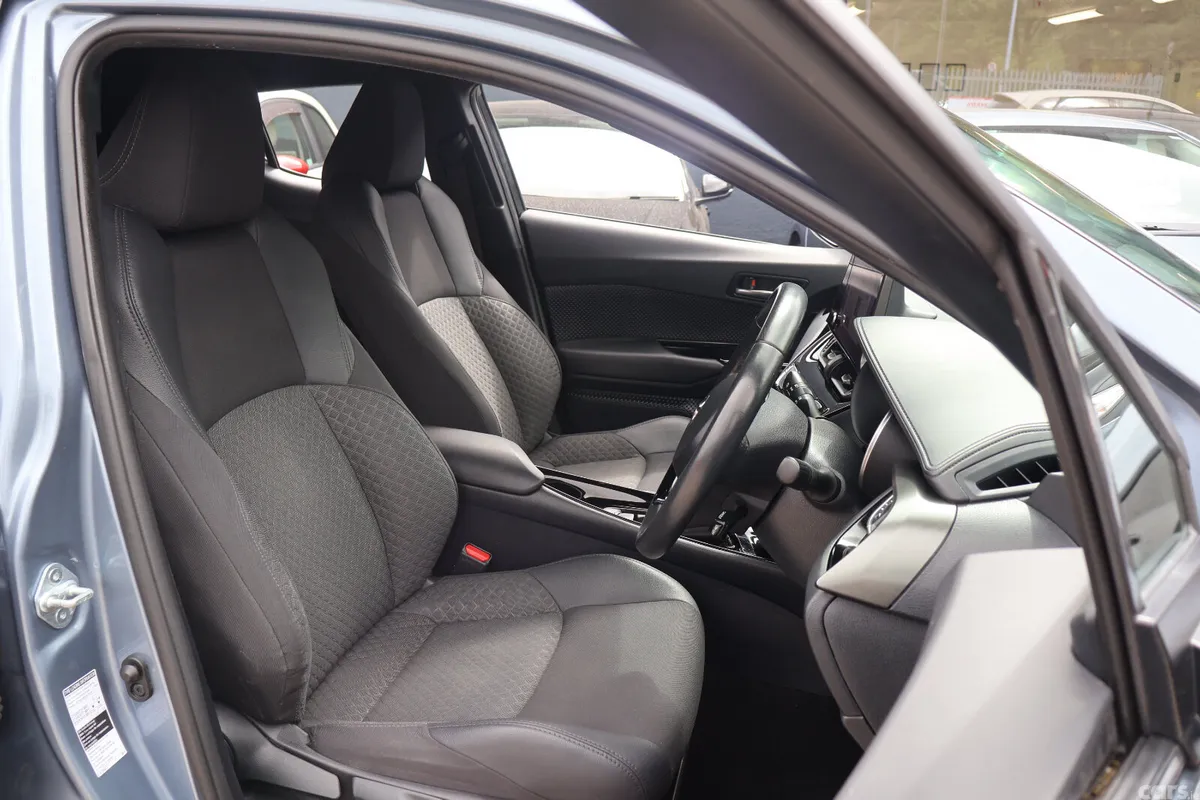 Toyota C-HR Hatchback, Petrol Hybrid, 2022, Grey