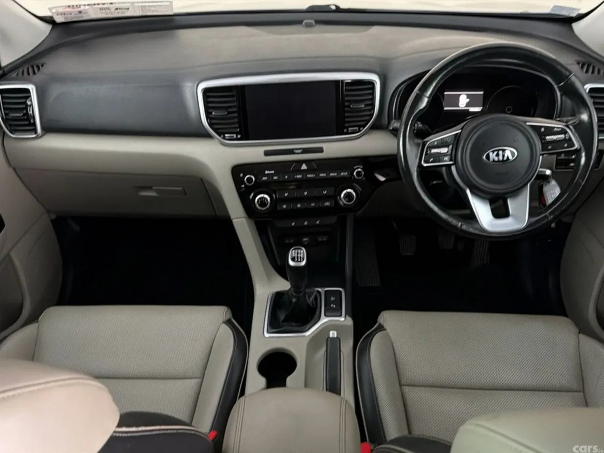 Kia Sportage SUV, Diesel Hybrid, 2021, Grey