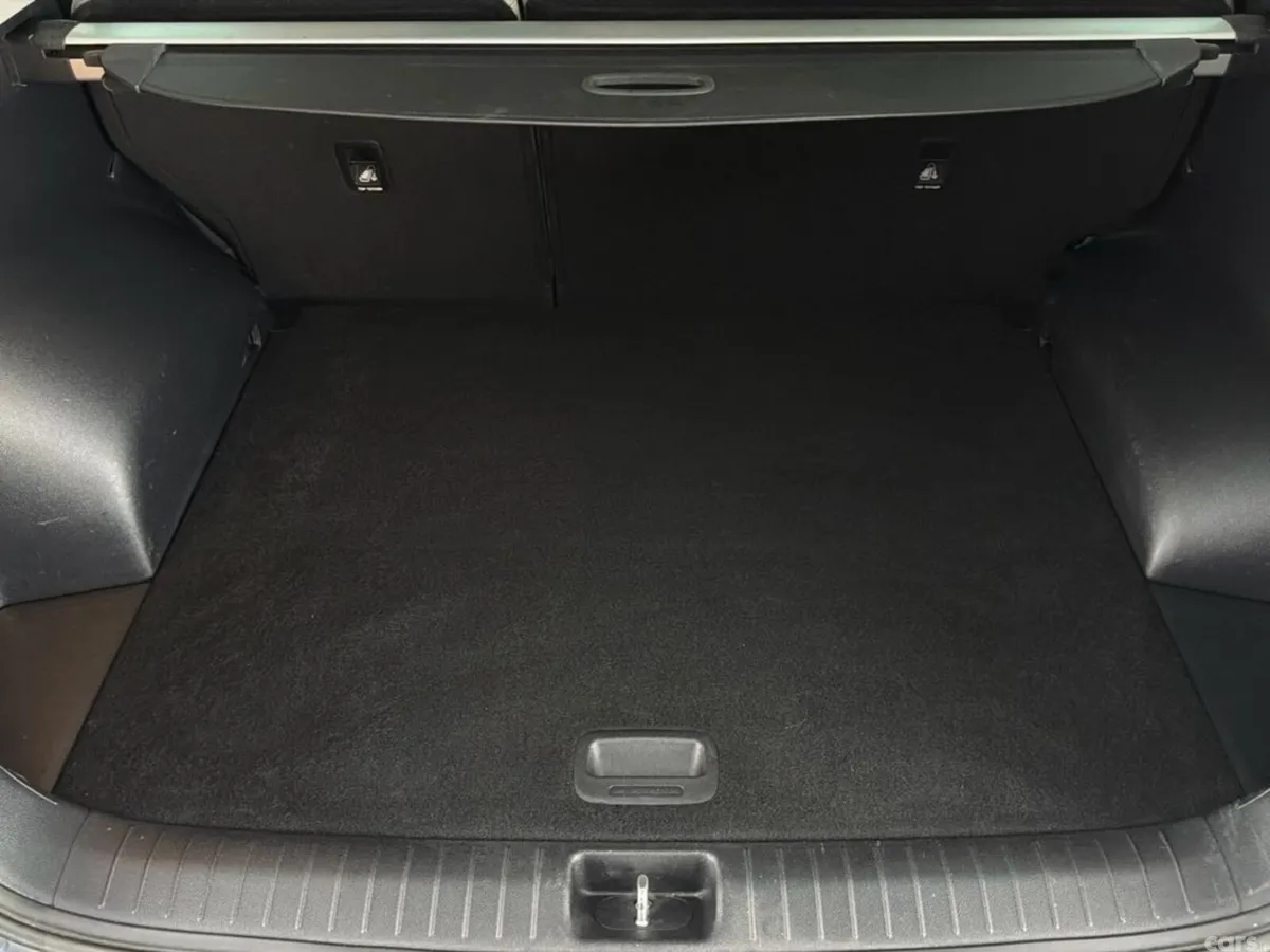 Kia Sportage SUV, Diesel Hybrid, 2021, Grey