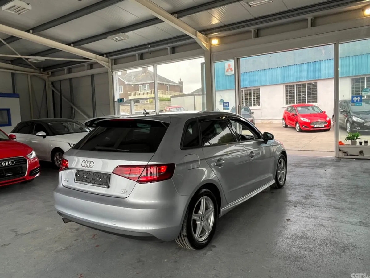 Audi A3 Hatchback, Diesel, 2015, Silver