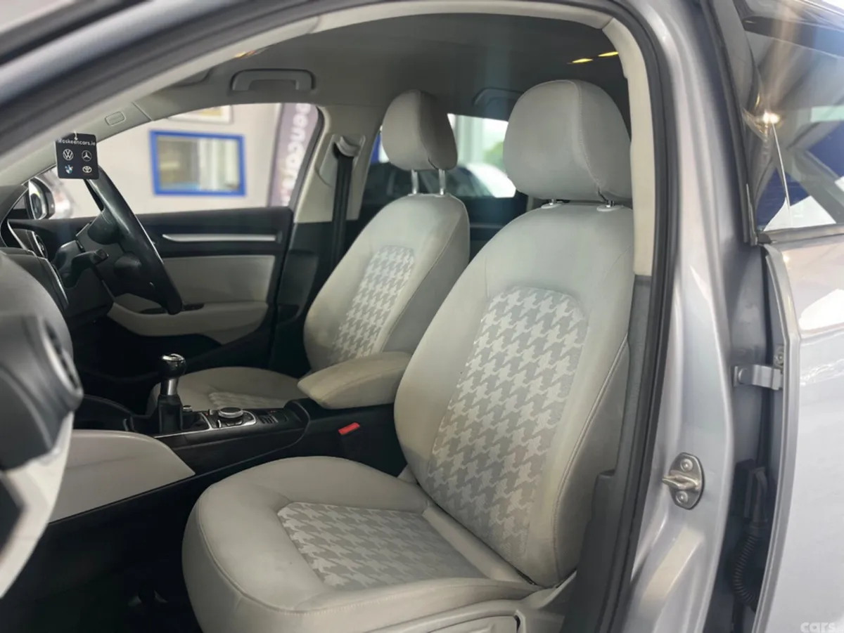 Audi A3 Hatchback, Diesel, 2015, Silver