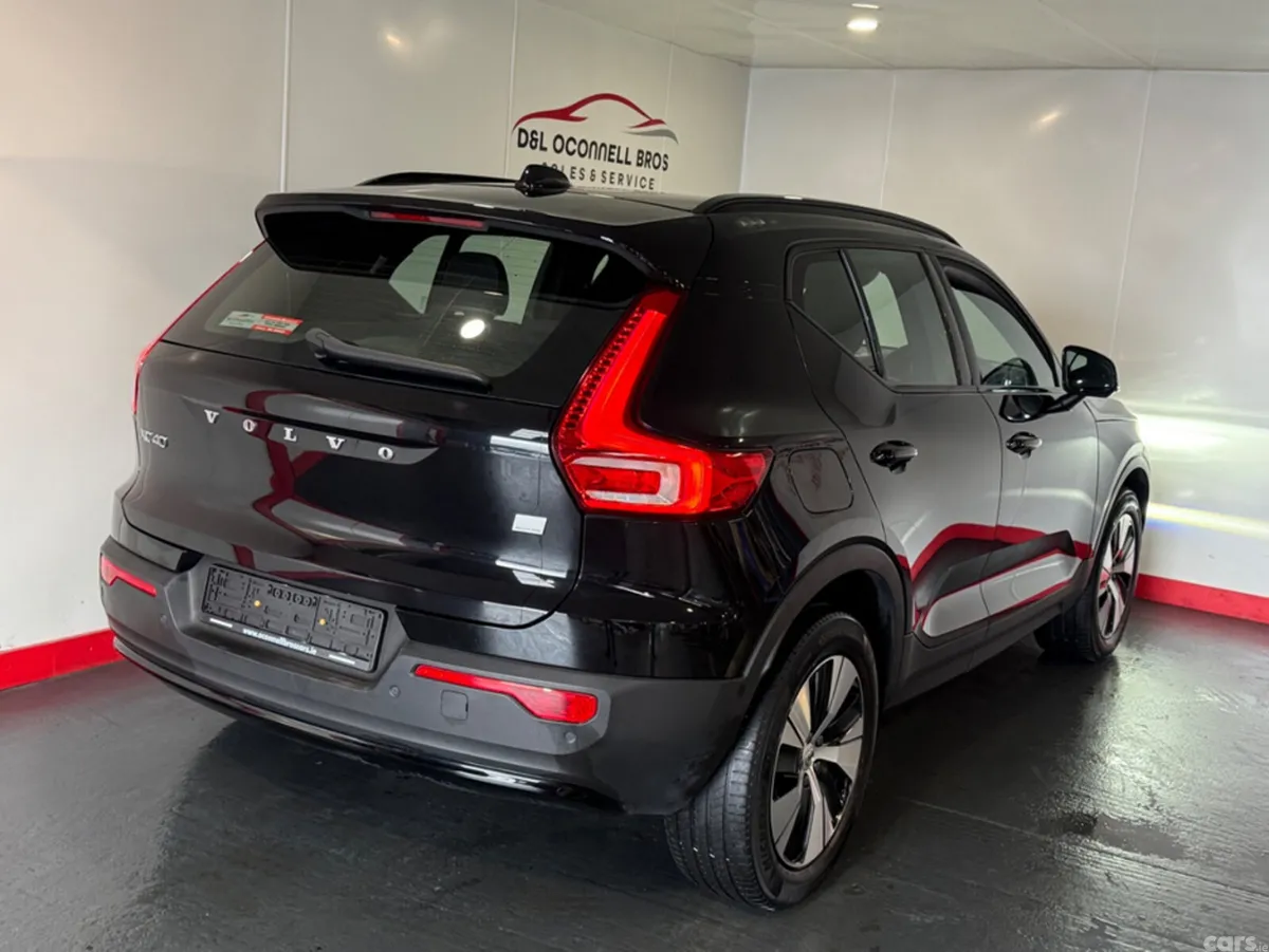 Volvo XC40 Estate, Petrol Plug-in Hybrid, 2023, Black
