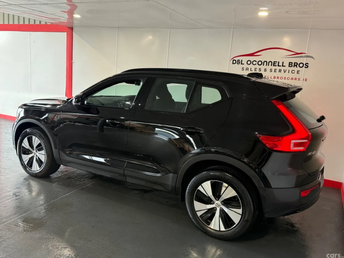 Volvo XC40 Estate, Petrol Plug-in Hybrid, 2023, Black