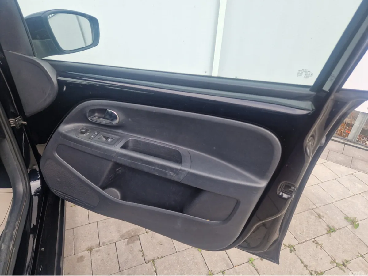 Volkswagen up! Hatchback, Petrol, 2013, Blue