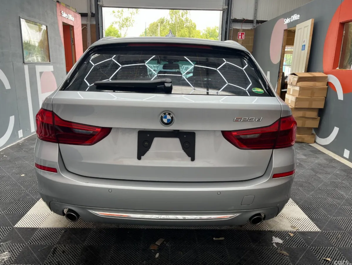 BMW 3-Series Estate, Diesel, 2019, Silver