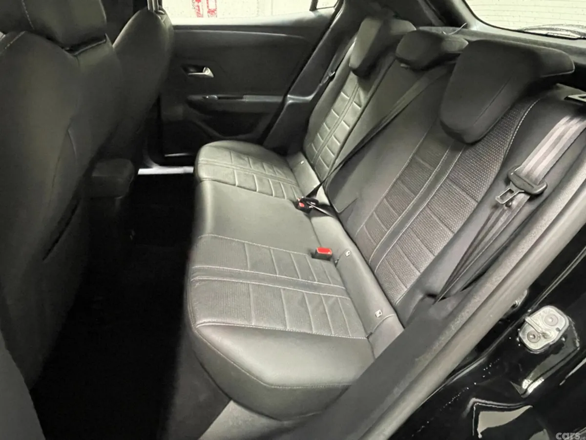 Opel Mokka MPV, Petrol, 2023, Black