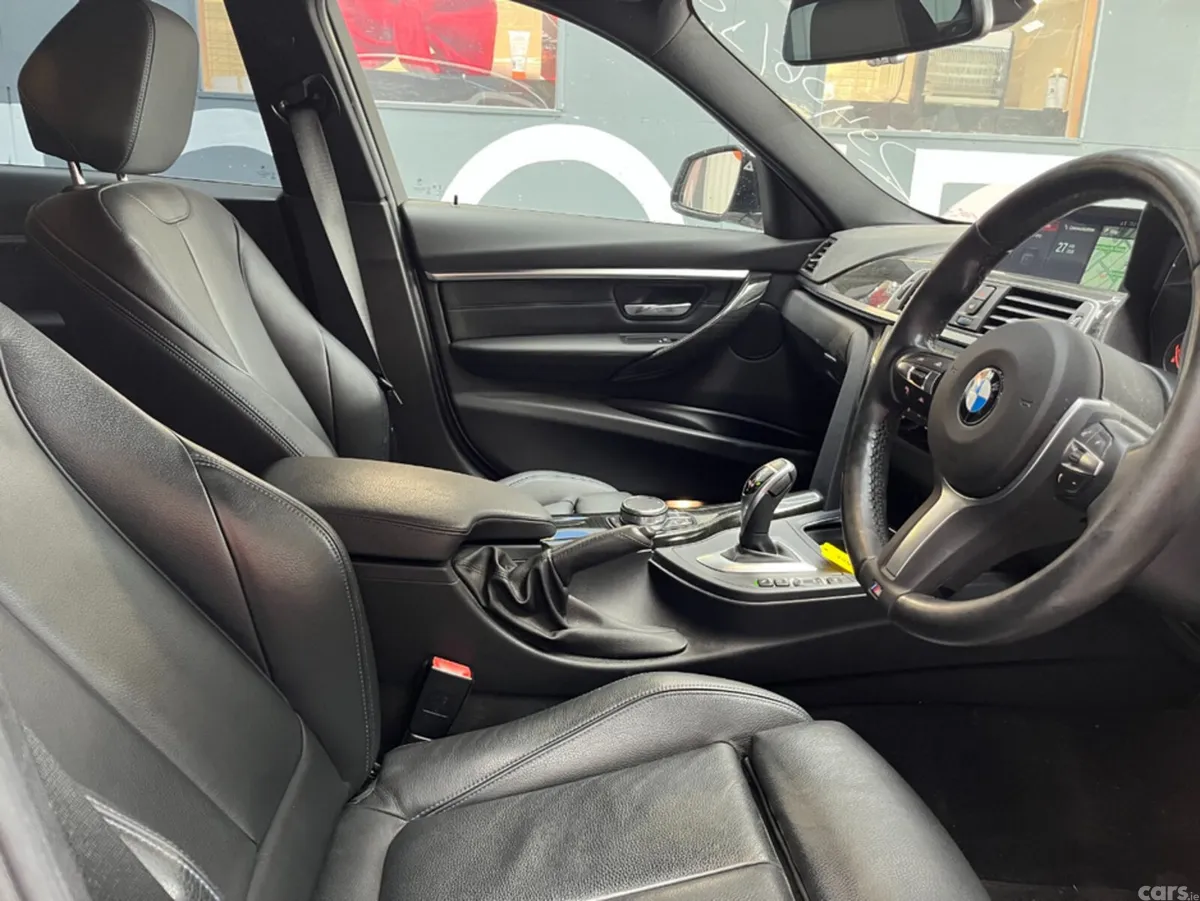 BMW 3-Series Estate, Diesel, 2019, White