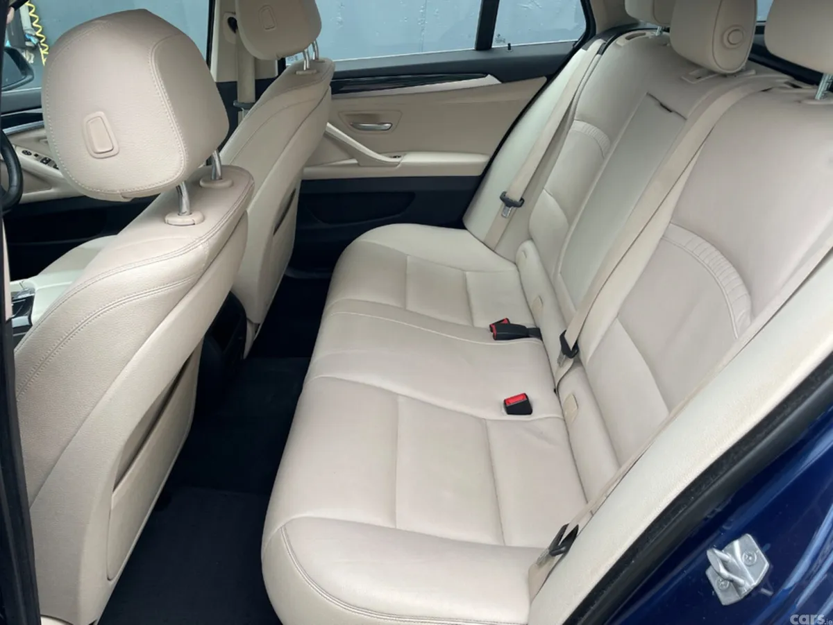 BMW 5-Series Estate, Diesel, 2016, Blue