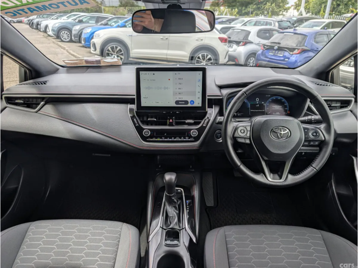 Toyota Corolla Hatchback, Petrol Hybrid, 2025, White
